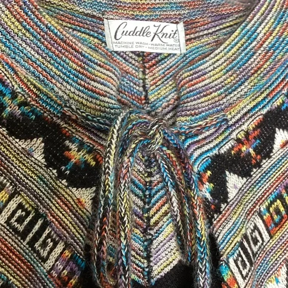 Vintage Cuddle Knit Poncho Fringe O/S - Picture 4 of 6